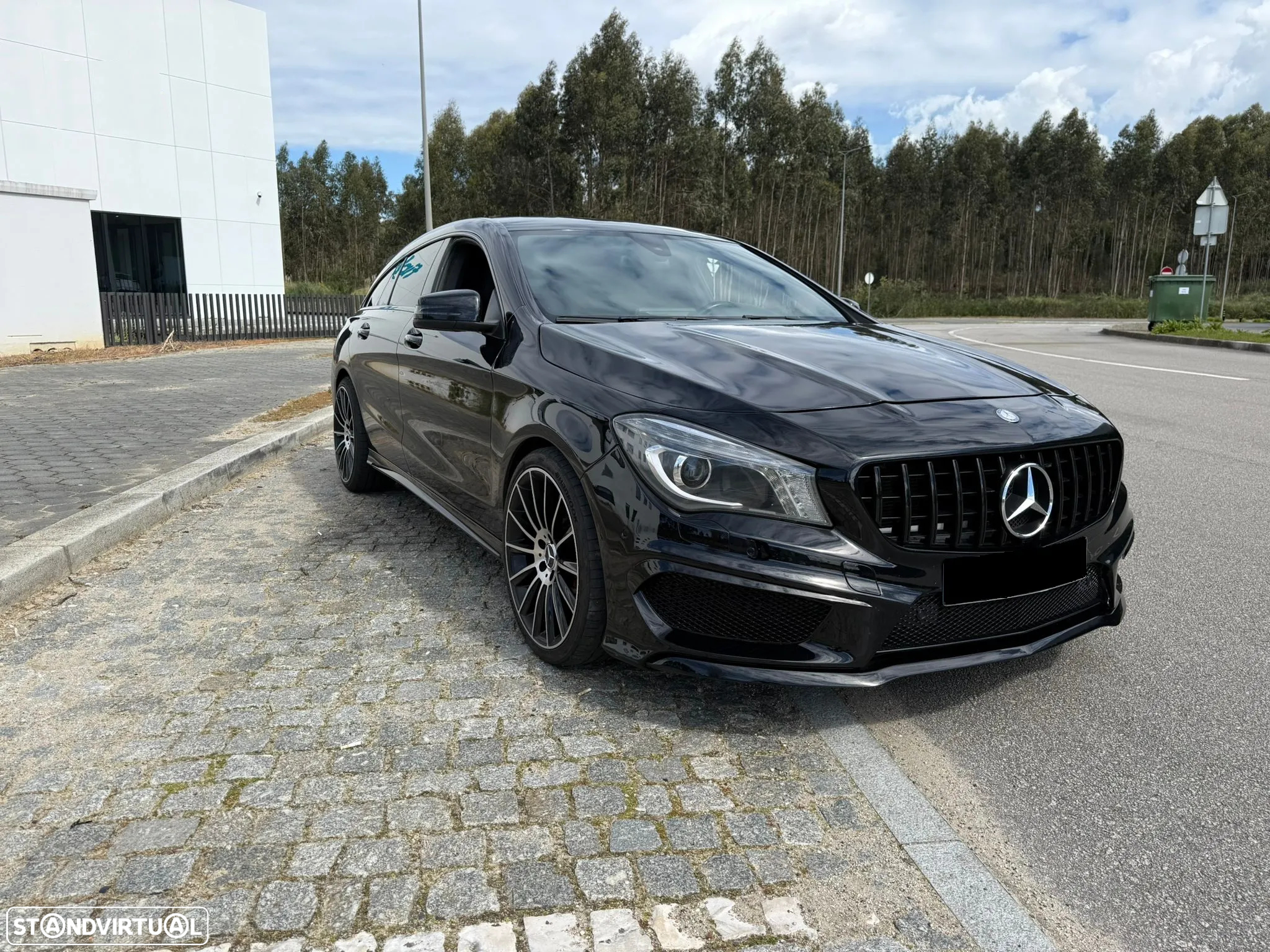 Mercedes-Benz CLA 220 d Shooting Brake AMG Line Aut. - 5