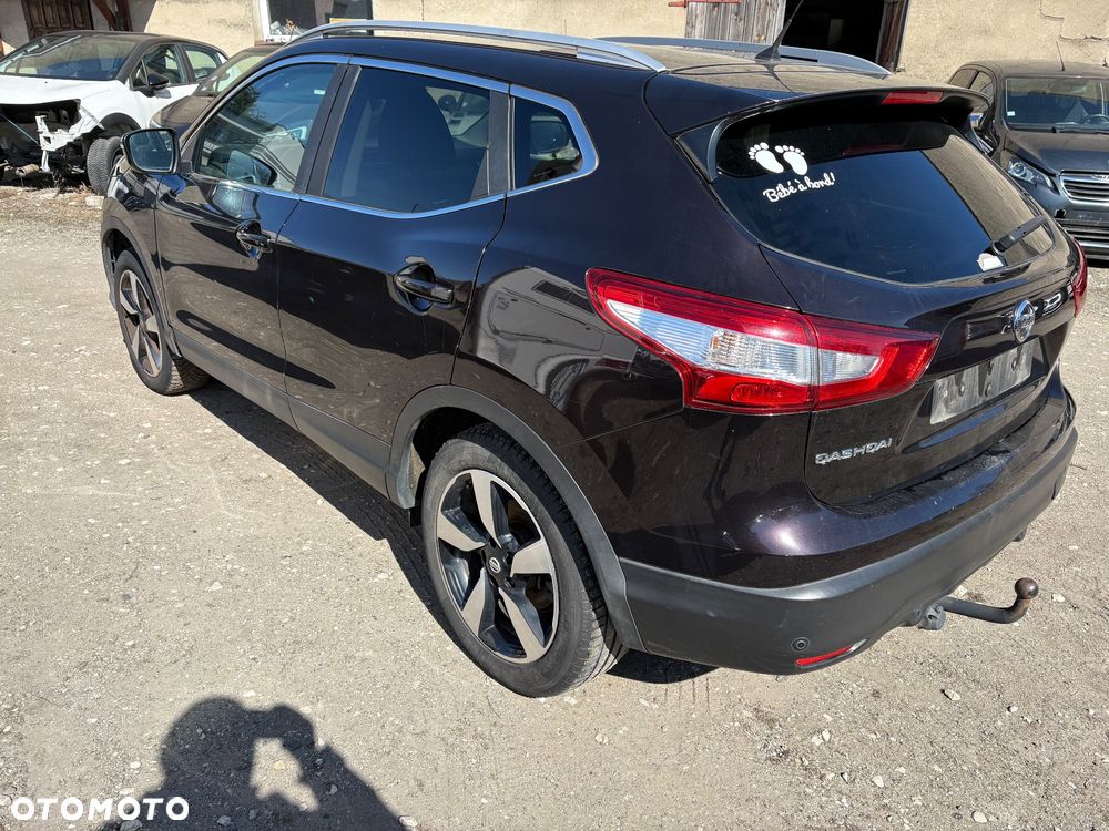 Nissan Qashqai 1.6 DCi Xtronic TEKNA - 6