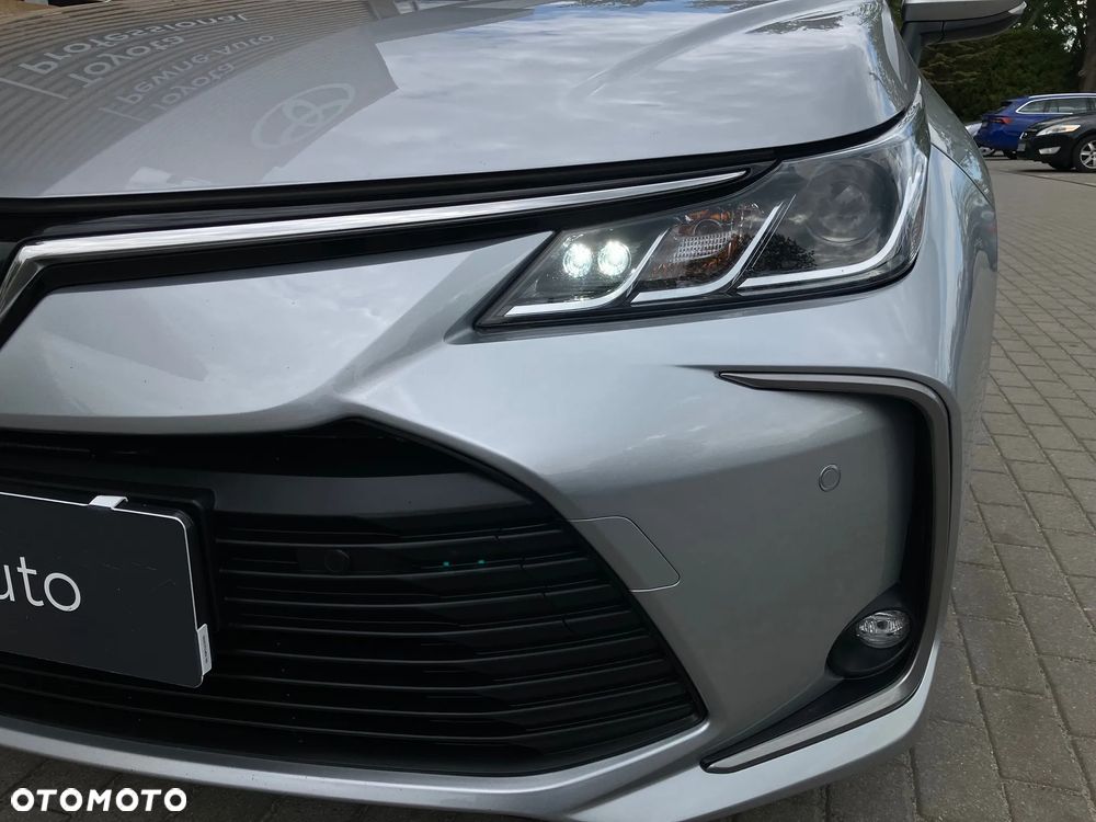 Toyota Corolla 1.8 Hybrid Comfort - 12