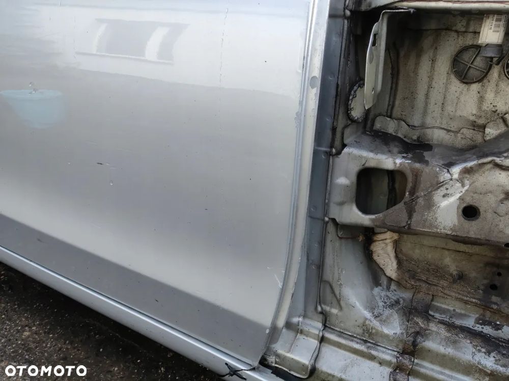 MERCEDES W205 C KLASA DRZWI PRZÓD TYŁ ORYGINAŁ LAKIER 775 - 4