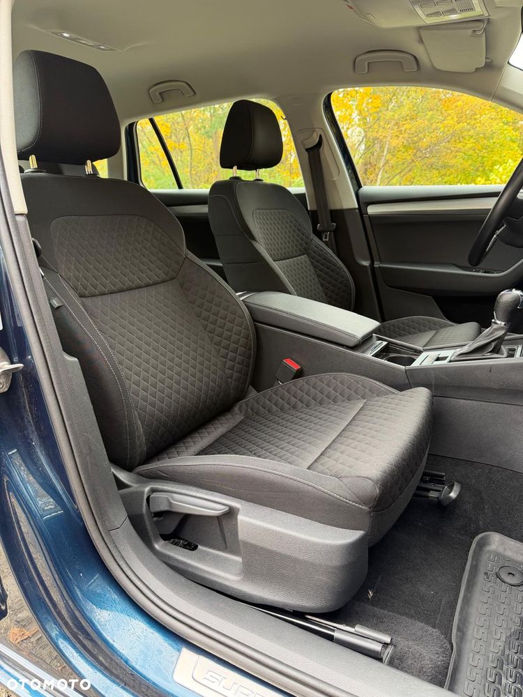 Skoda Superb 2.0 TDI SCR Ambition DSG - 18
