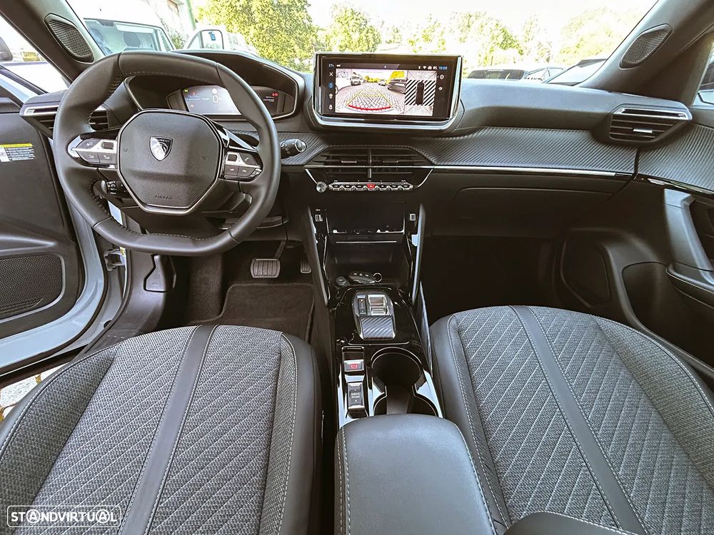 Peugeot e-2008 50 kWh Allure Pack - 18