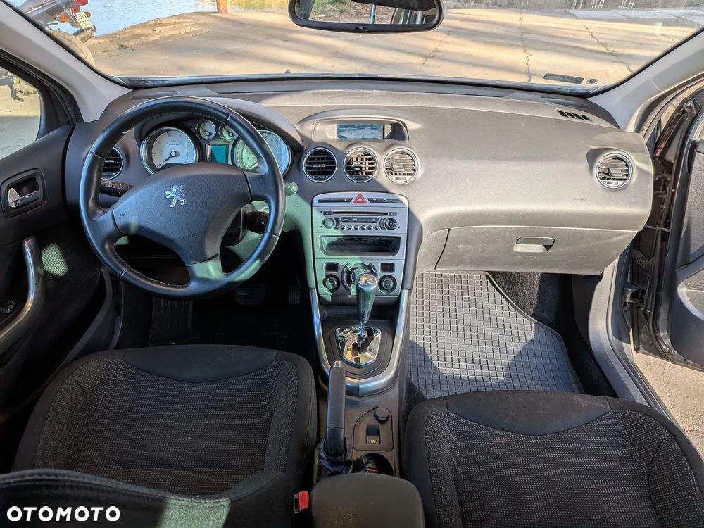 Peugeot 308 - 4