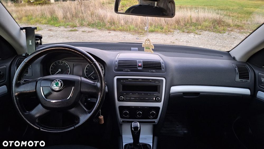 Skoda Octavia 2.0 TDI Family Plus - 8