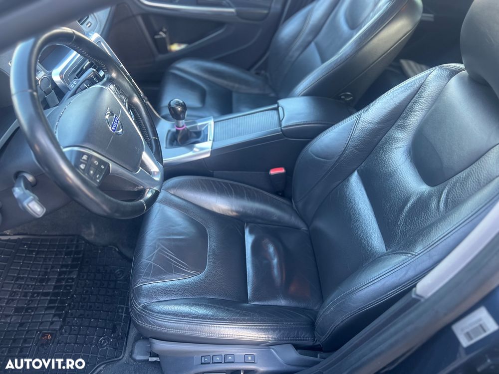 Volvo V60 D3 Start-Stop Summum - 8