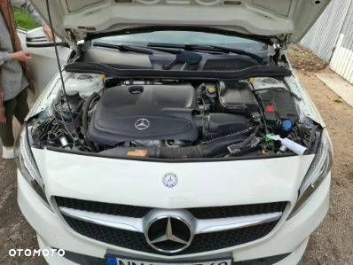 Mercedes-Benz A-Class 2016 photo 2