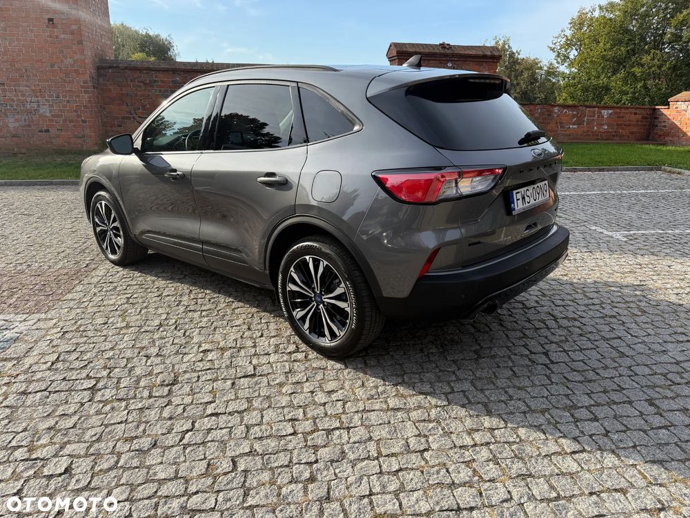 Ford Escape 2022 photo 2