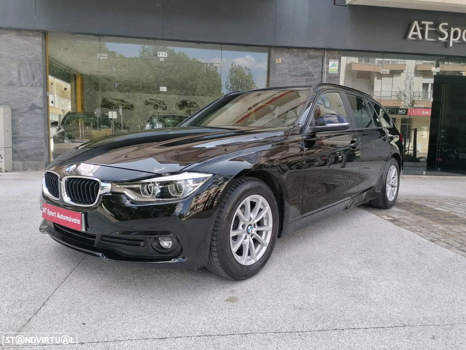 BMW 318 d Touring Advantage Auto - 2