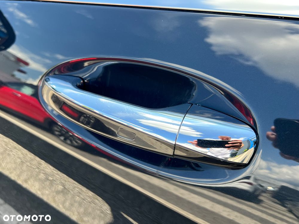 Mercedes-Benz Klasa S 400 d 4-Matic L 9G-TRONIC - 33