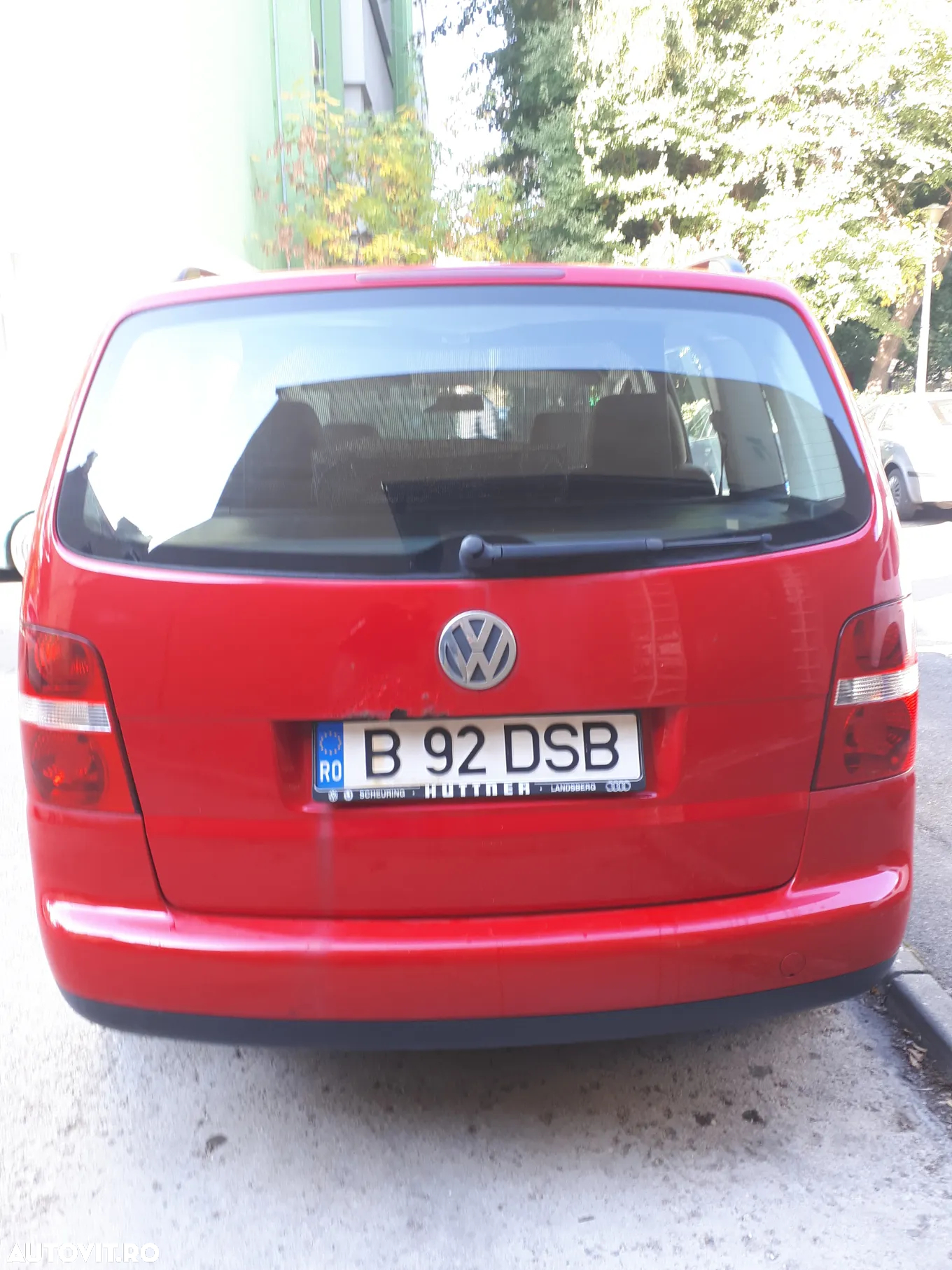 Volkswagen Touran 1.6 FSI - 3