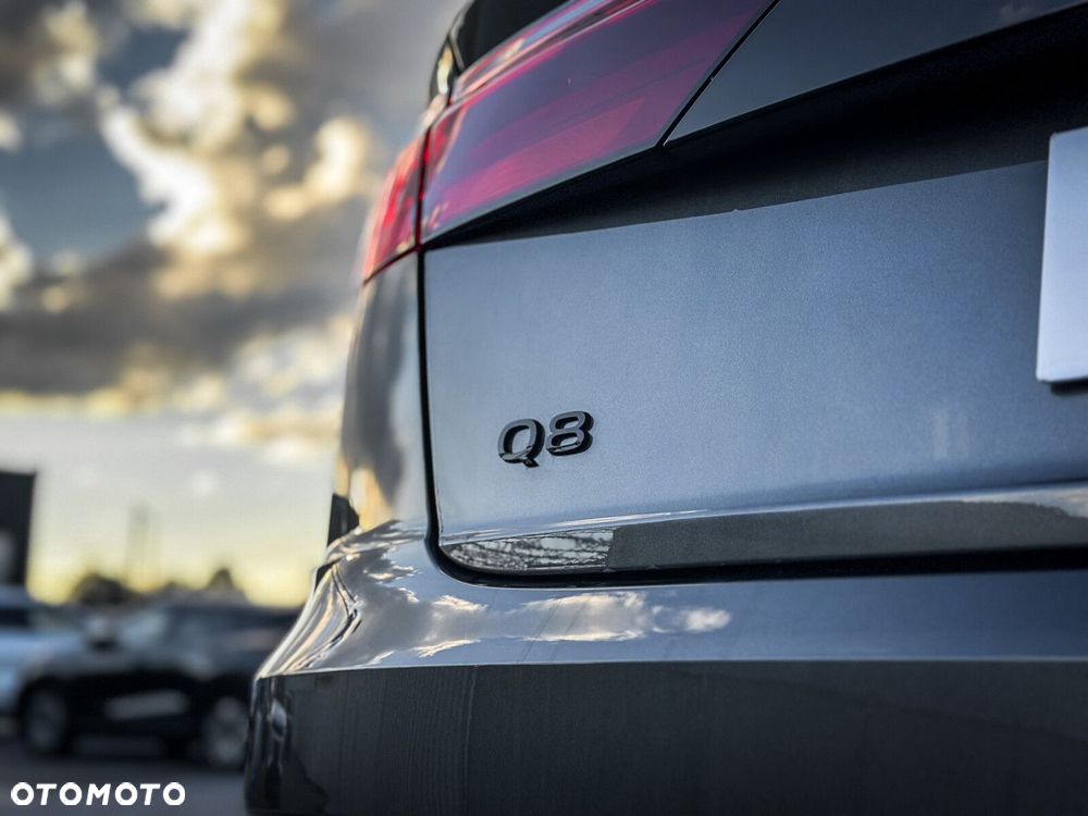 Audi Q8 - 16