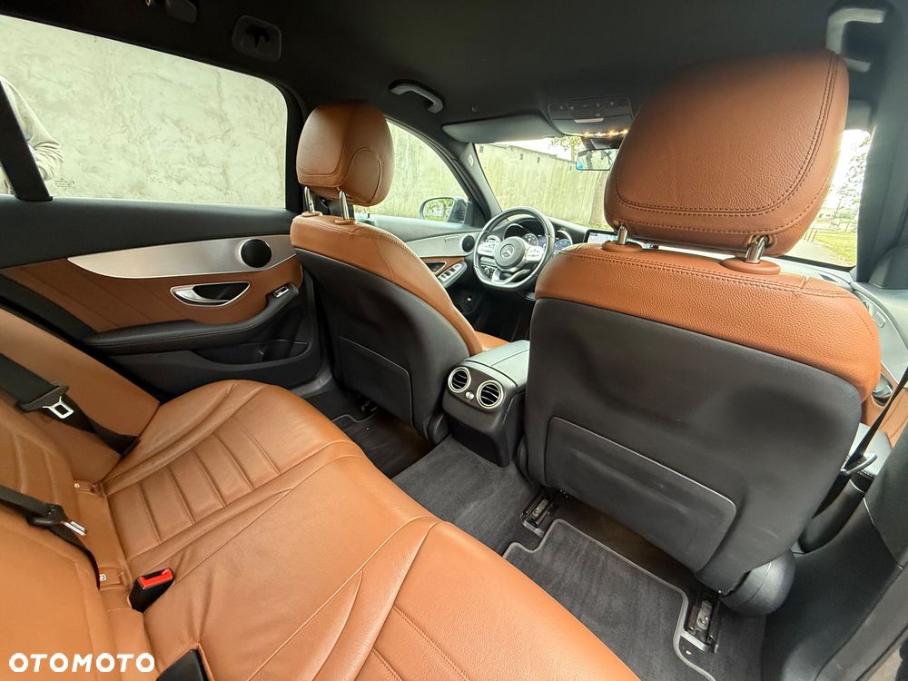 Mercedes-Benz Klasa C 200 9G-TRONIC AMG Line - 7