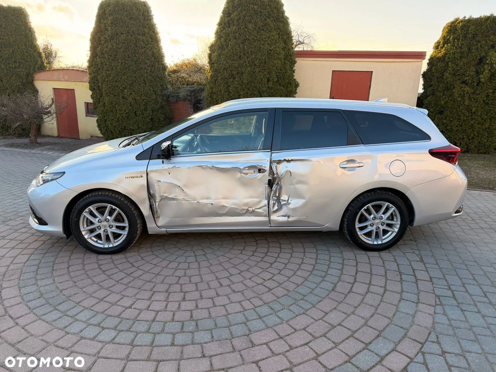 Toyota Auris Hybrid 135 Prestige - 5