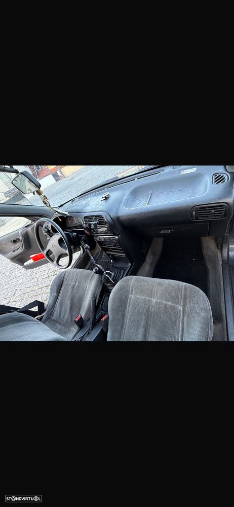 Nissan Sunny Hatchback 1.4 SLX - 14