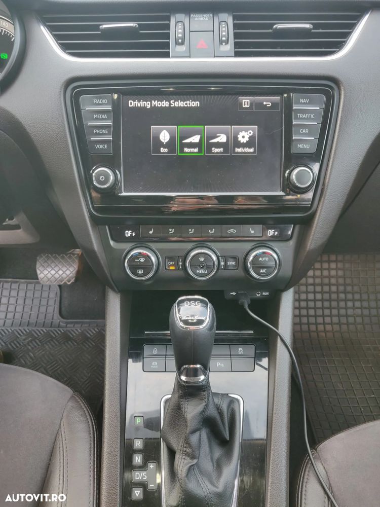 Skoda Octavia 2.0 TDI 4x4 DSG Laurin & Klement - 15