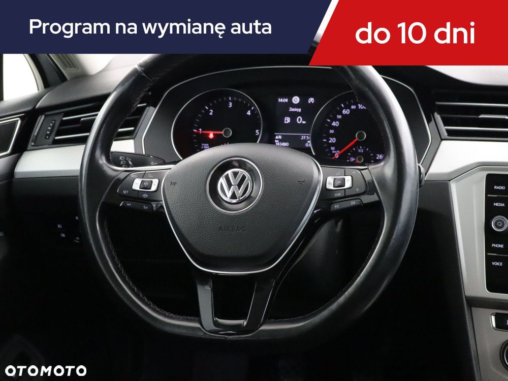 Volkswagen Passat Variant - 22