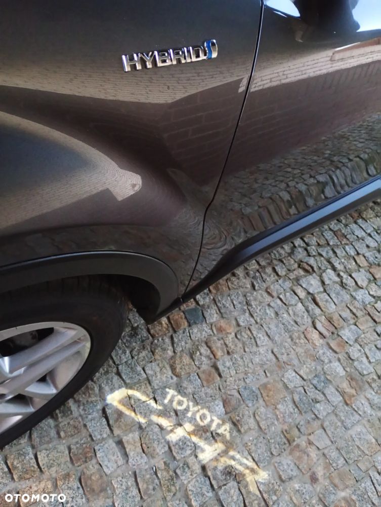 Toyota C-HR Hybrid Team Deutschland - 1