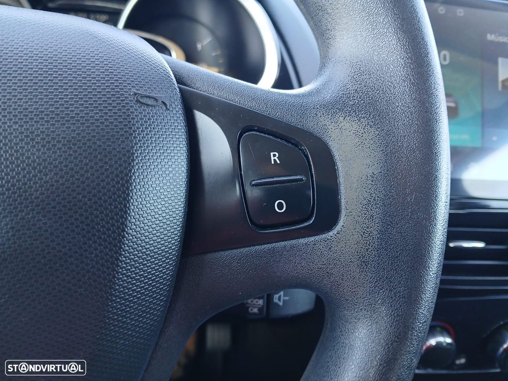 Renault Clio Sport Tourer 0.9 TCE Dynamique S - 21