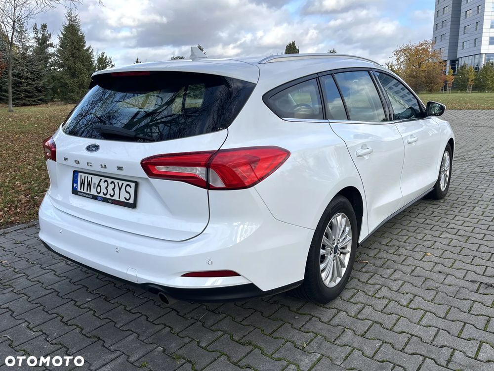 Ford Focus ver-1-5-ecoboost-active-business - 5