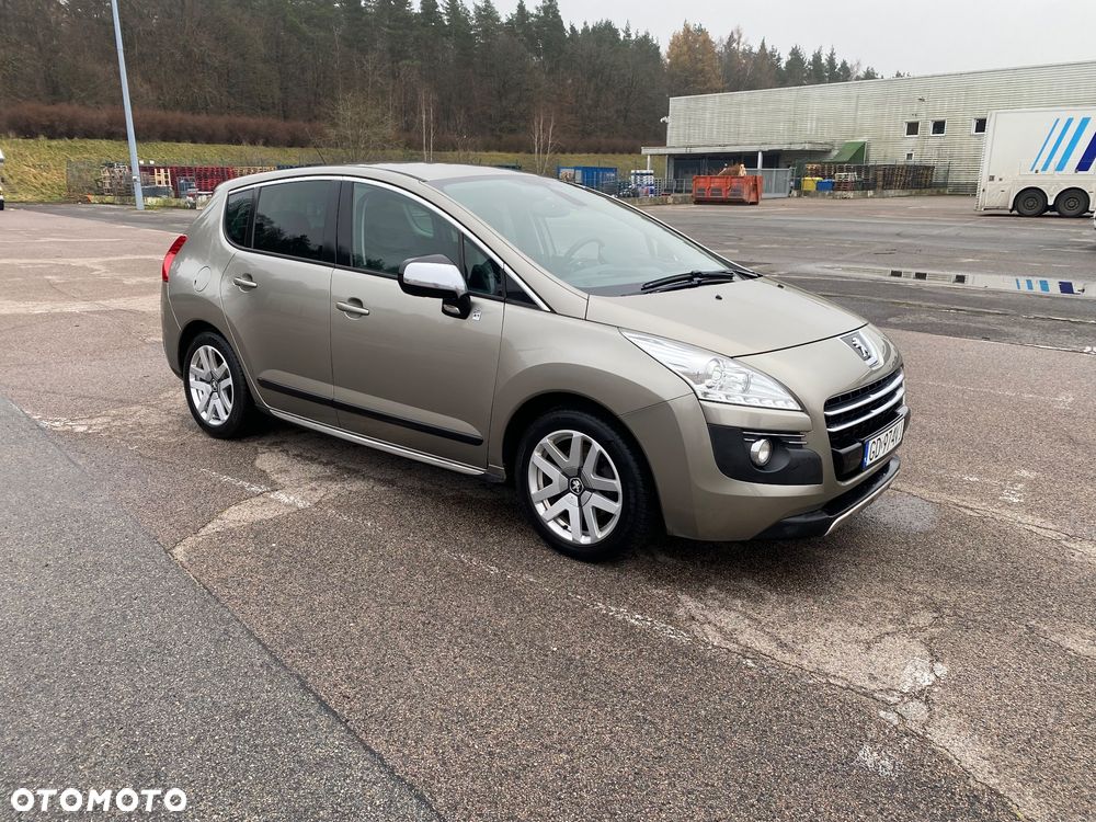Peugeot 3008 2.0 HDi HYbrid4 - 3