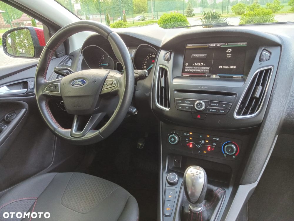 Ford Focus 2.0 TDCi ST-Line Red ASS - 21