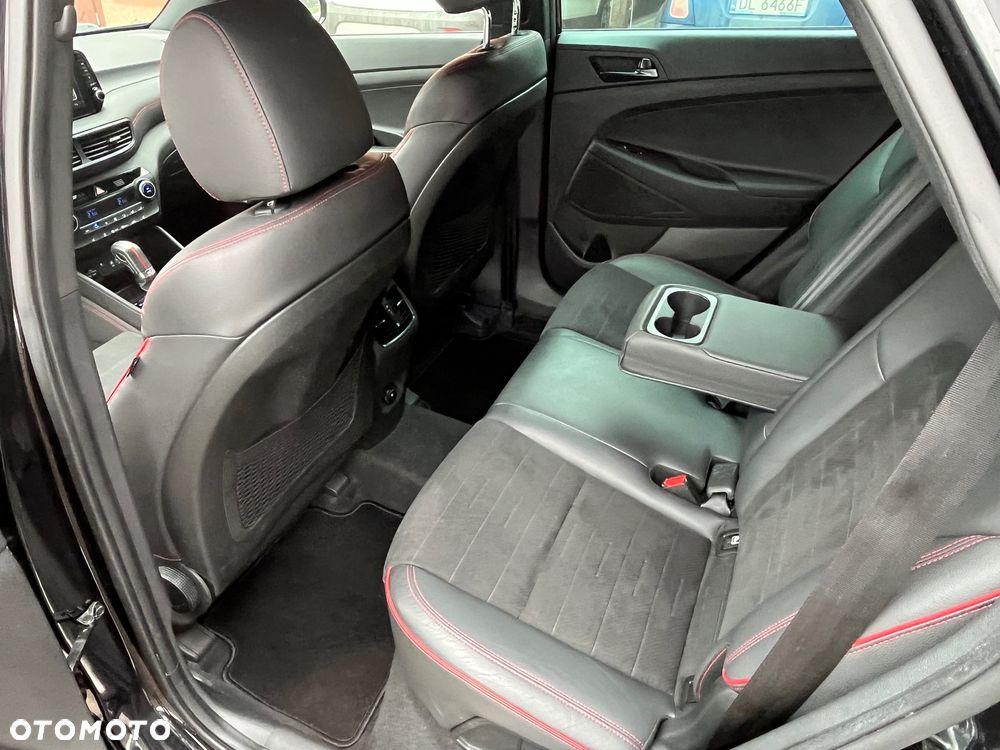 Hyundai Tucson 1.6 GDi 4WD DCT N Line - 11