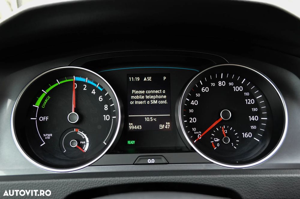 Volkswagen Golf e-Golf - 22