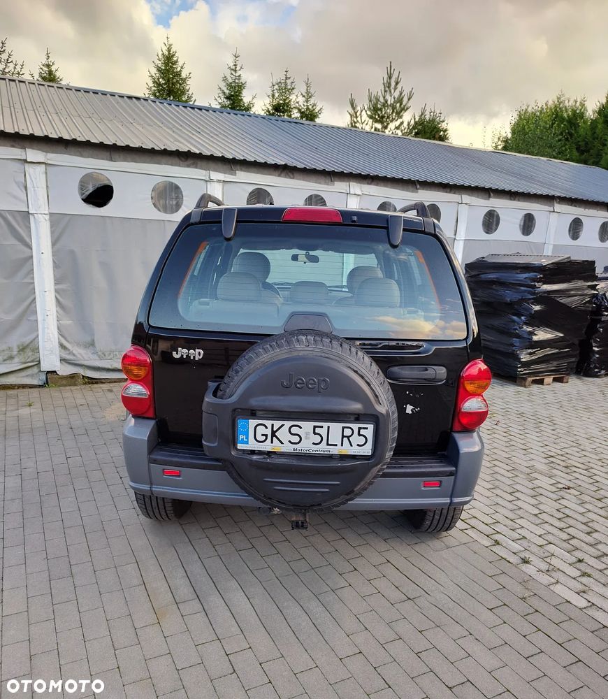 Jeep Cherokee - 7