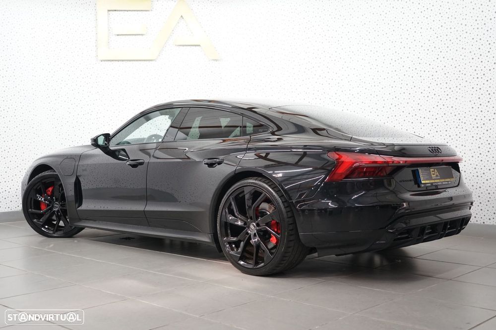 Audi e-tron GT quattro - 4