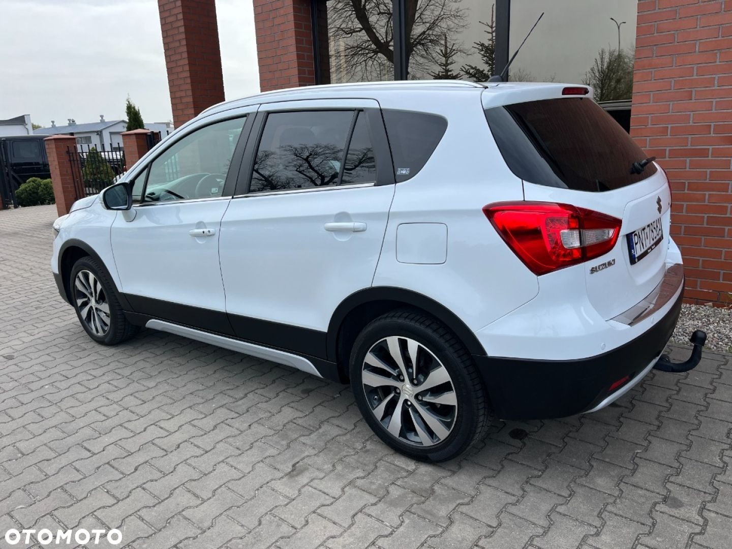 Suzuki SX4 S-Cross 1.4 Boosterjet Hybrid ALLGRIP Comfort+ - 3