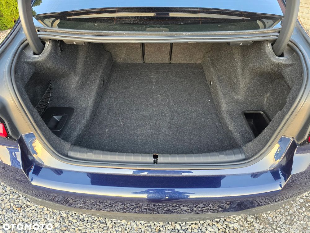 BMW Seria 5 520d Efficient Dynamics M Sport sport - 6