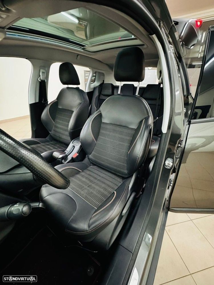 Peugeot 2008 1.2 PureTech GT Line - 13