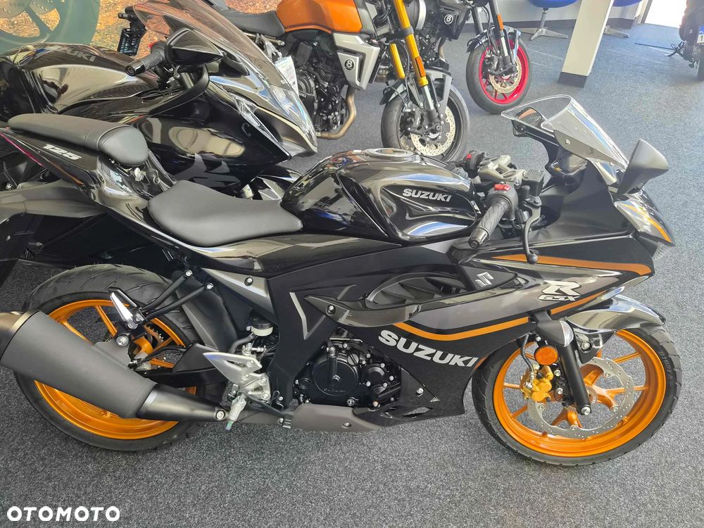 Suzuki GSX-R - 3