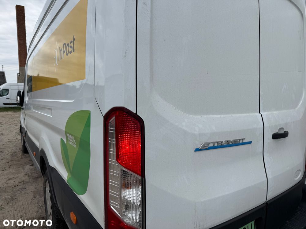 Ford Transit - 13