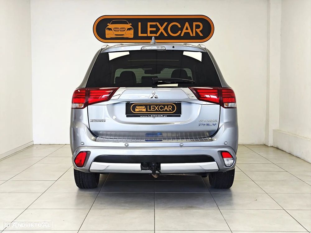 Mitsubishi Outlander - 5