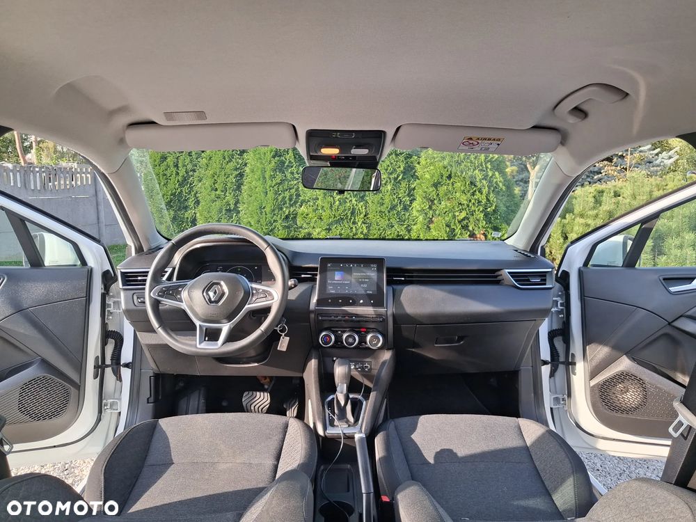 Renault Clio - 11