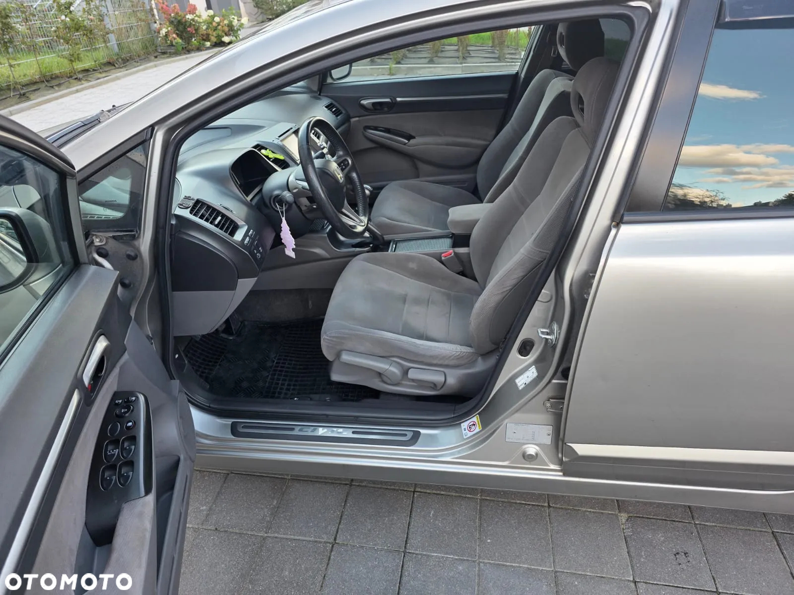Honda Civic 1.8 Comfort - 19