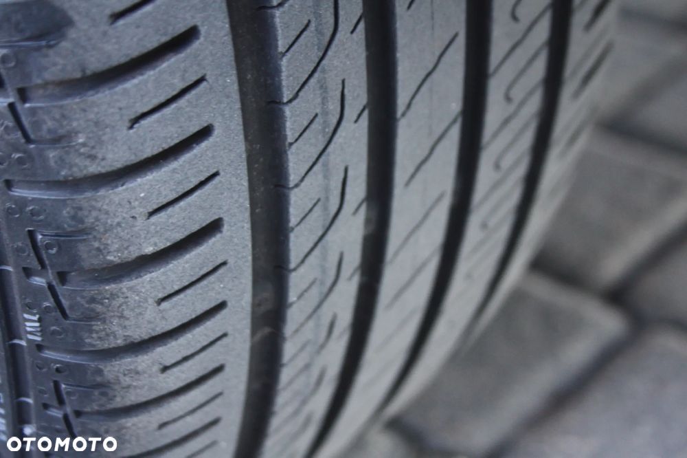 Ford B-MAX 1.0 EcoBoost Titanium - 24