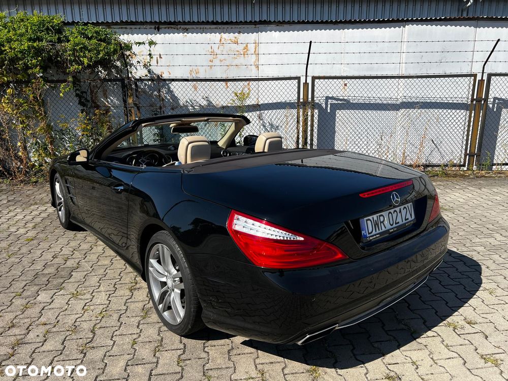 Mercedes-Benz SL - 19