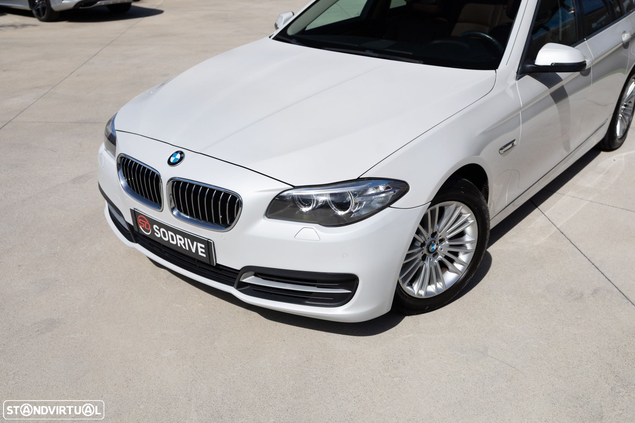 BMW 518 d Line Luxury Auto - 4