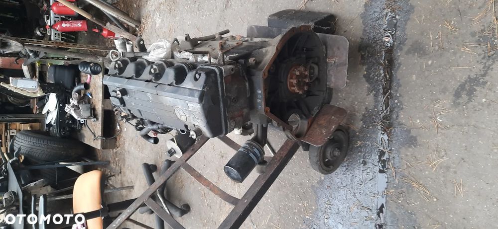 Silnik MERCEDES W123 W124 2000 CCM3 102963 102 963 - 5