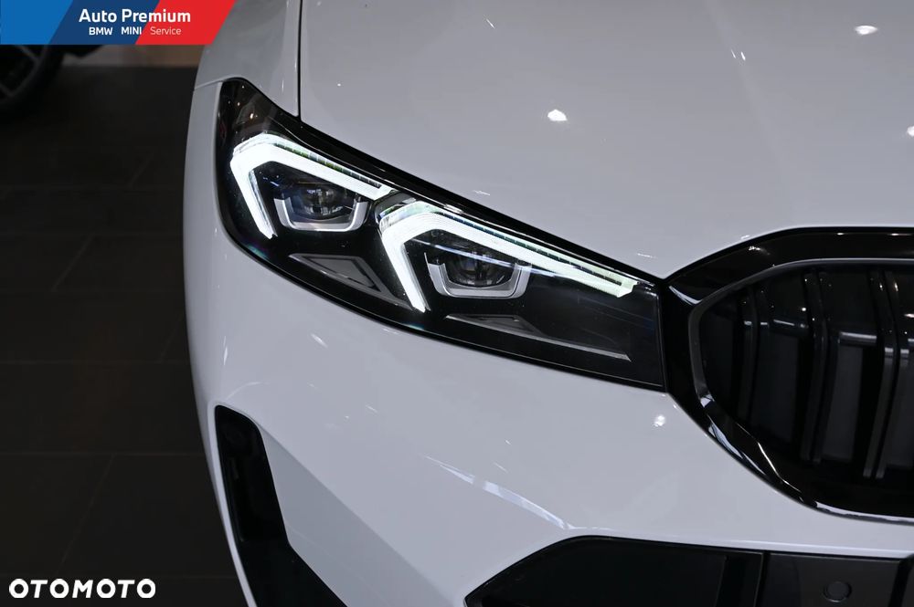 BMW Seria 3 330d xDrive MHEV - 20