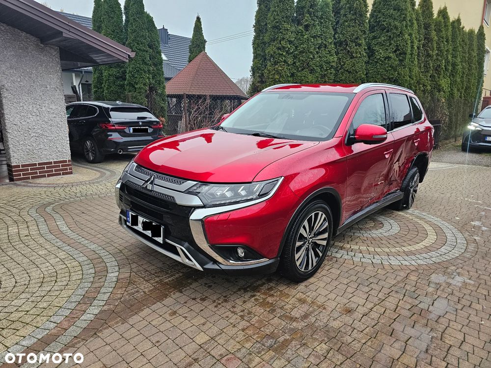 Mitsubishi Outlander 2.0 Intense + Navi 4WD CVT - 8