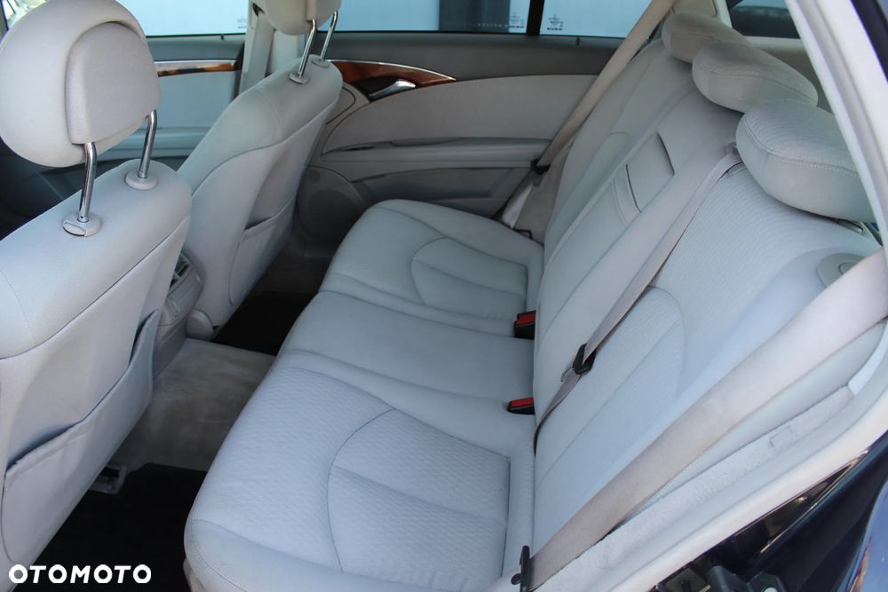 Mercedes-Benz Klasa E - 26