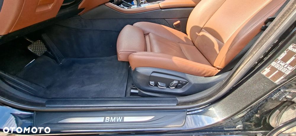 BMW Seria 5 530d - 12