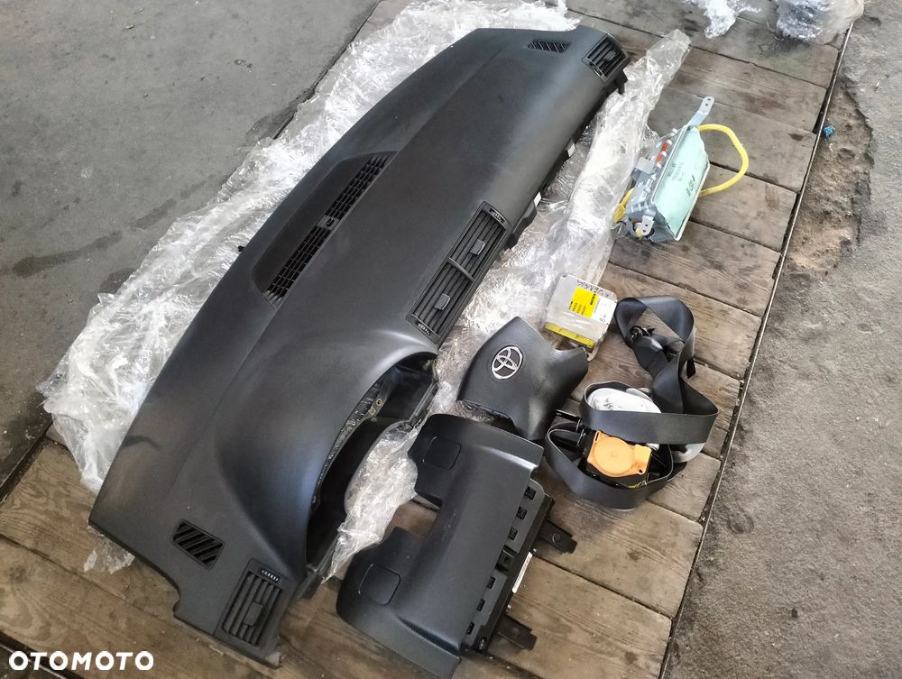 DESKA 3 PODUSZKI PASY SENSOR TOYOTA AVENSIS T25 LIFT - 1