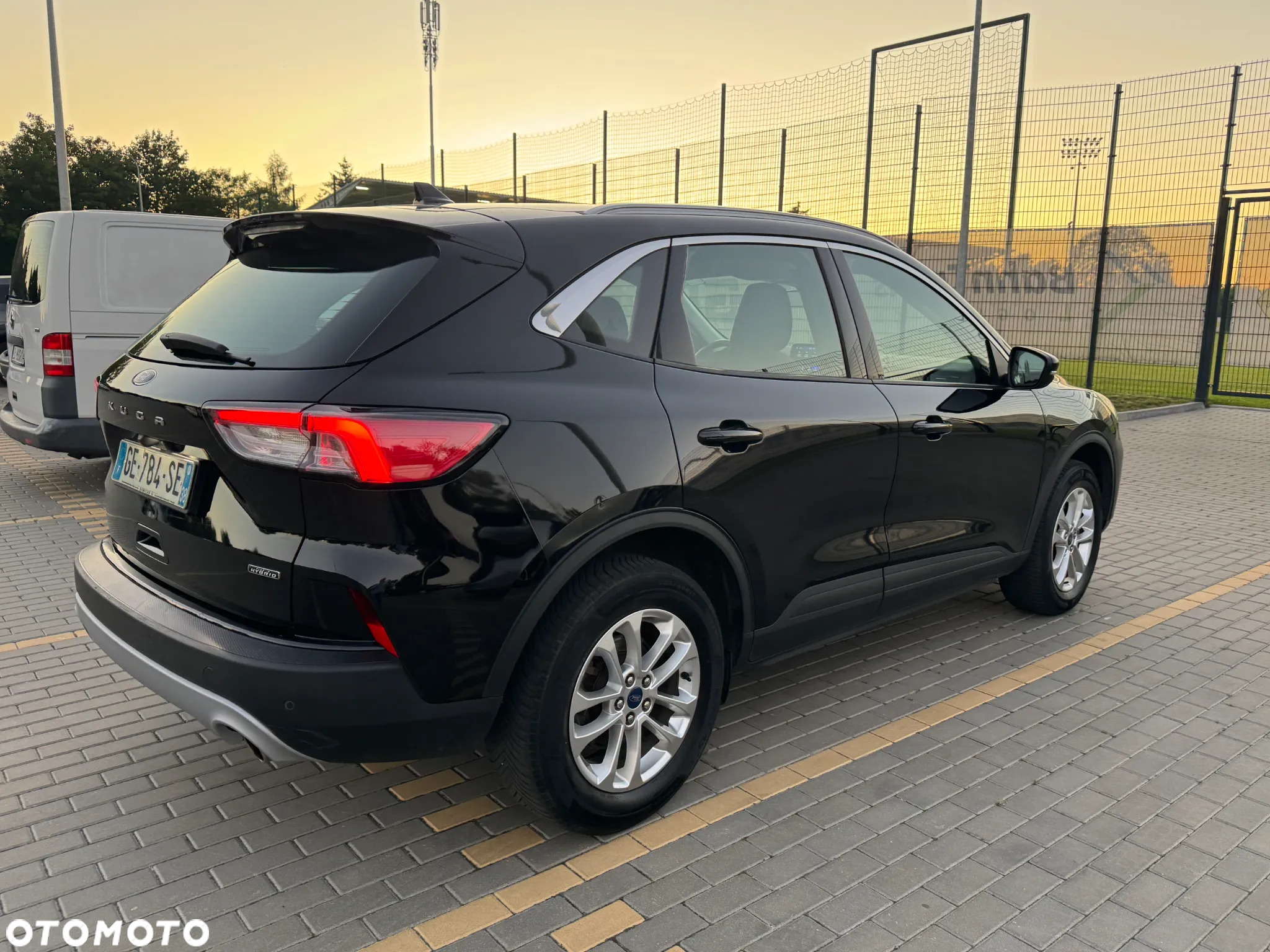 Ford Kuga 2.5P PHEV FWD Titanium - 36