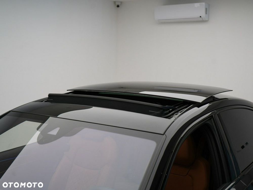 Audi A8 - 10
