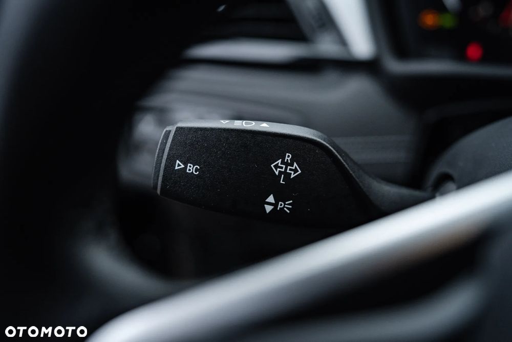 BMW X2 sDrive18i - 26