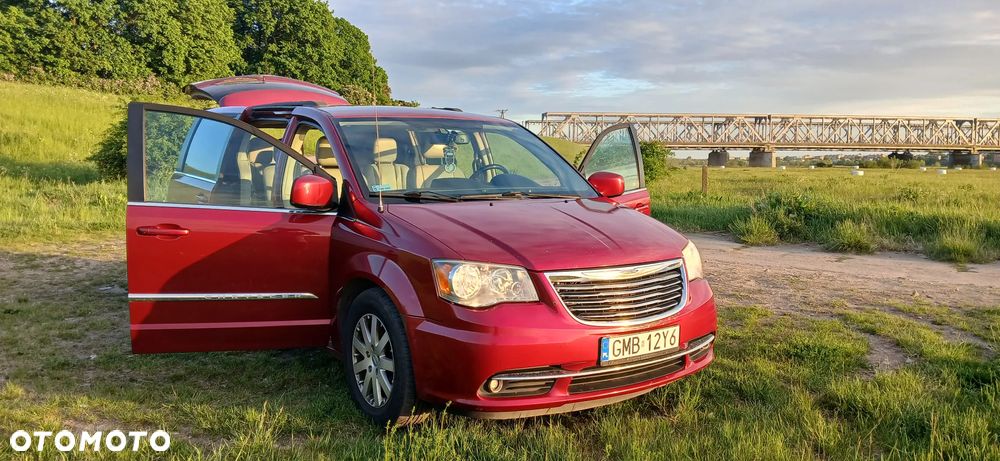 Chrysler Town & Country 3.6 Limited - 1